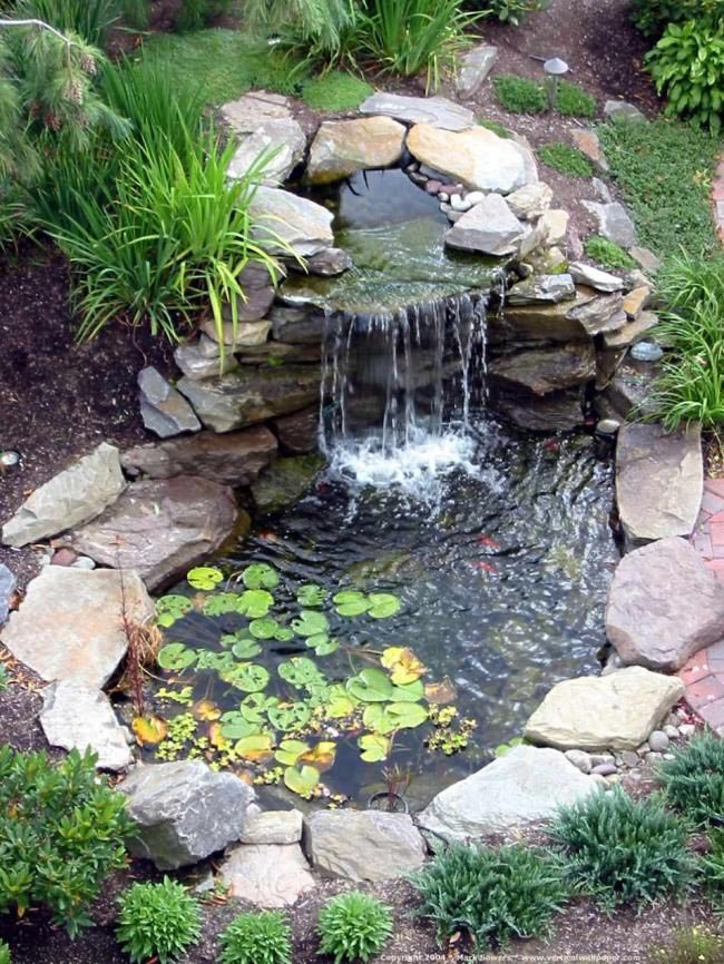 Building a Garden Fountain Pond